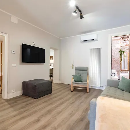 Апартаменты Ca'amelia - Canal View Near Biennale Flat