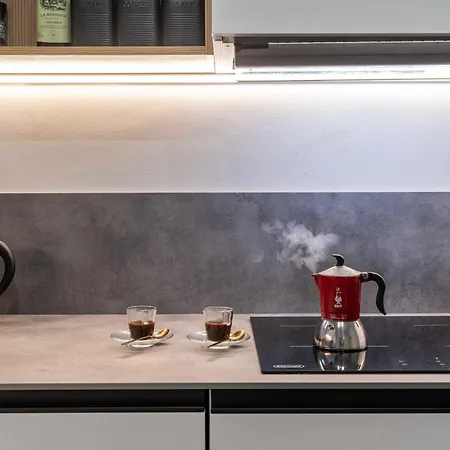 Апартаменты Ca'amelia - Canal View Near Biennale Flat *